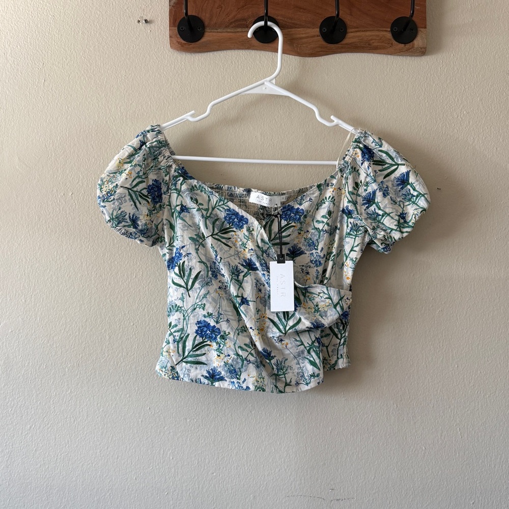 NWT ASTR the Label Linen Cotton Floral Puff Sleeve Crop Top Size M Cottagecore